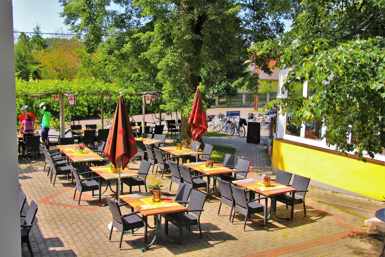 Gasthof Zum Lindenhof Hotel Bad Radkersburg Exterior photo